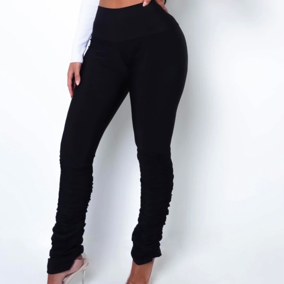 ARA SPORTS Pants - BLACK SCRUNCH LEG LEGGINGS